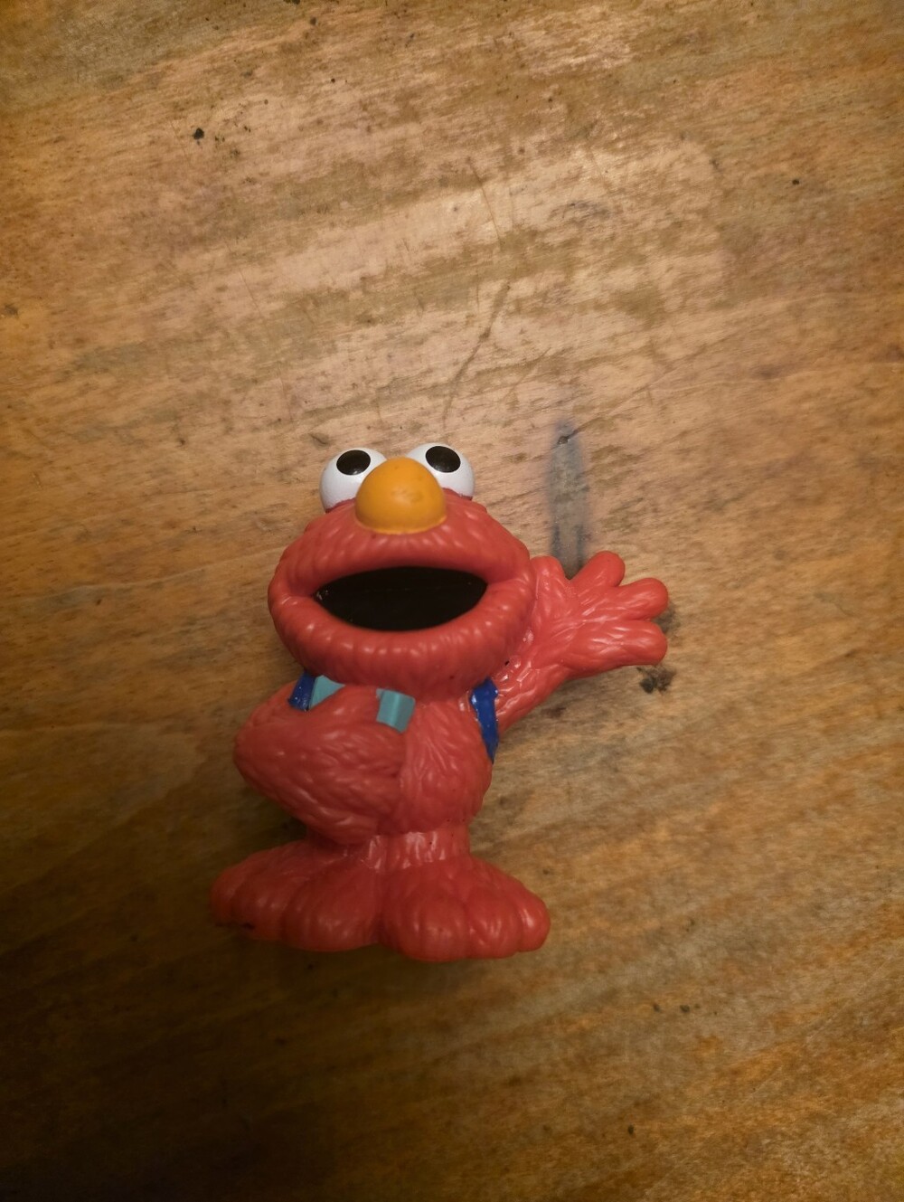Sesame Street Henson Muppets ELMO PVC Action Figure Back To School